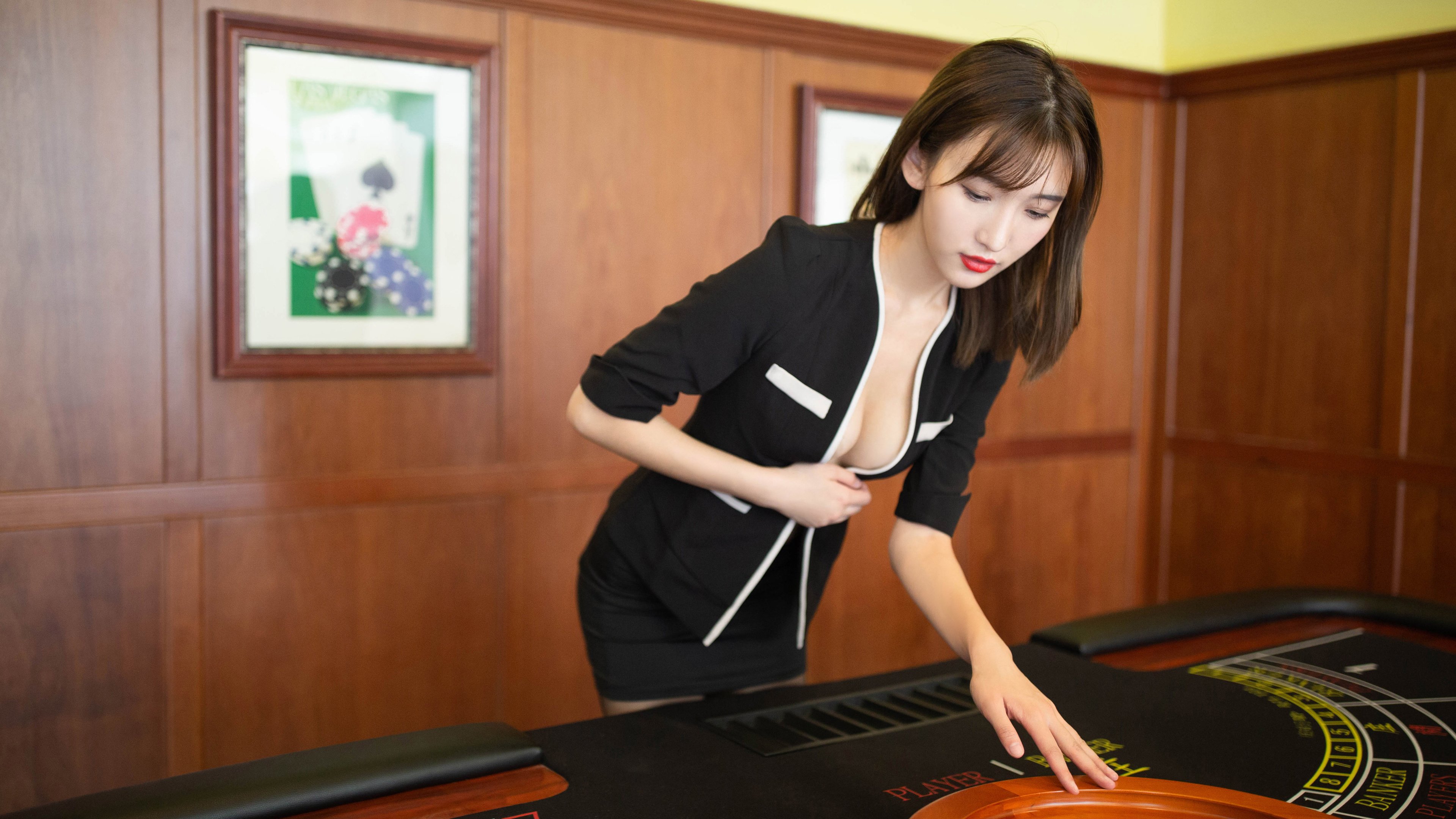 中国香港队的未来:依靠团体协作和个性化战术提升整体实力,香港队伍