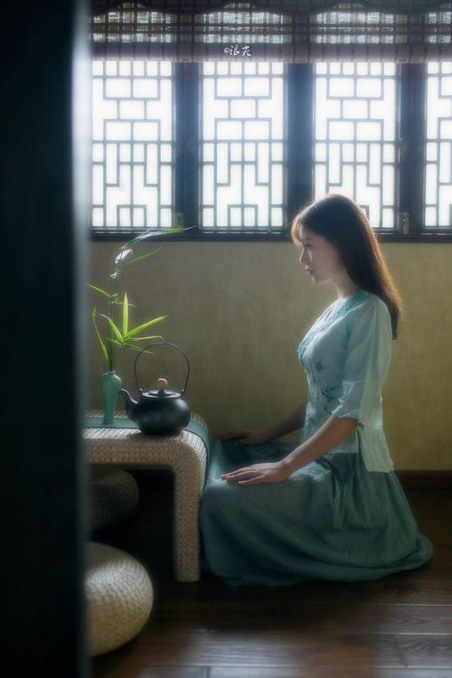 “从青训到国际舞台:萨尔·巴赫的进阶之路”