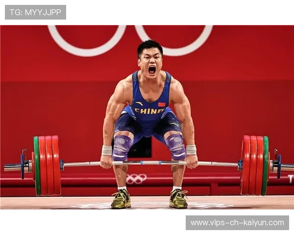 举重吕小军再次成功举起惊人重量：力量与坚持的全景式讲述